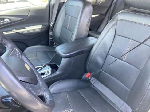 Used 2022 Chevrolet Equinox Premier AWD/4WD image 16