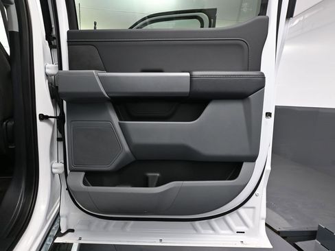 Used 2024 Ford F150 XLT w/ Tow/Haul Package image 39