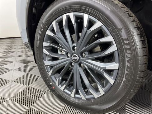 New 2026 Nissan Rogue Platinum AWD/4WD image 13