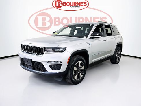 Used 2024 Jeep Grand Cherokee Limited 4xe AWD/4WD image 8