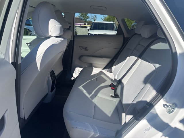 Certified 2024 Hyundai Kona SEL AWD/4WD image 25