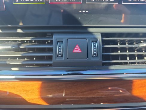 Used 2023 Audi Q5 e Premium Plus w/ Premium Plus Package image 41