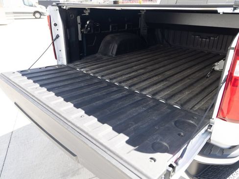 Used 2024 Chevrolet Silverado 1500 RST AWD/4WD image 9