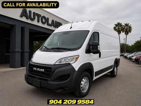 Used 2023 RAM ProMaster 3500 FWD image 1