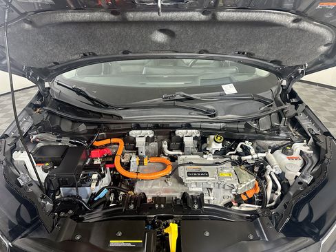 Used 2023 Nissan Ariya FWD image 34