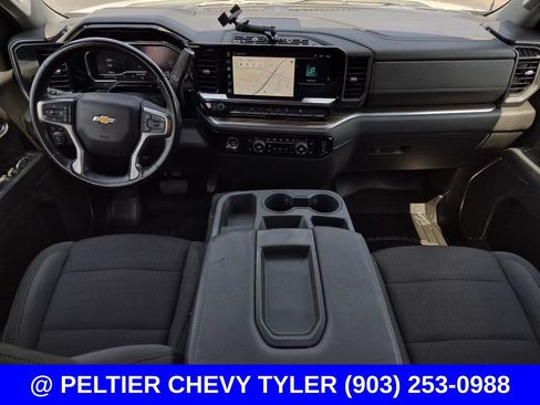 Used 2023 Chevrolet Silverado 1500 LT AWD/4WD image 38