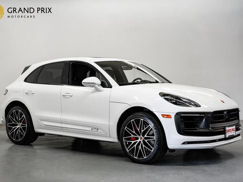 Used 2022 Porsche Macan GTS AWD/4WD image 1