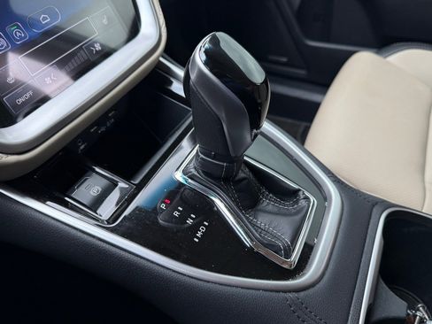 Used 2020 Subaru Outback Limited XT image 17