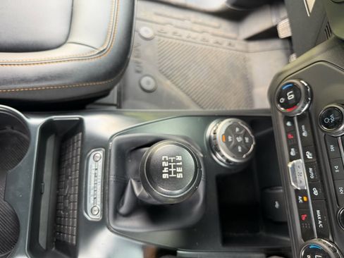 Used 2024 Ford Bronco Badlands AWD/4WD image 12