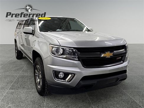 Used 2017 Chevrolet Colorado Z71 image 1