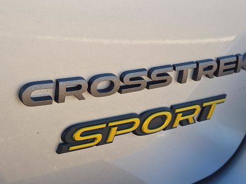 Used 2022 Subaru Crosstrek 2.5i Sport w/ Moonroof Package image 11