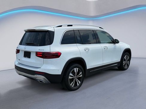 Certified 2025 Mercedes-Benz GLB 250 4MATIC image 4