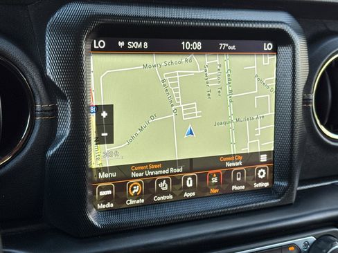 Used 2021 Jeep Wrangler Unlimited Sahara image 18