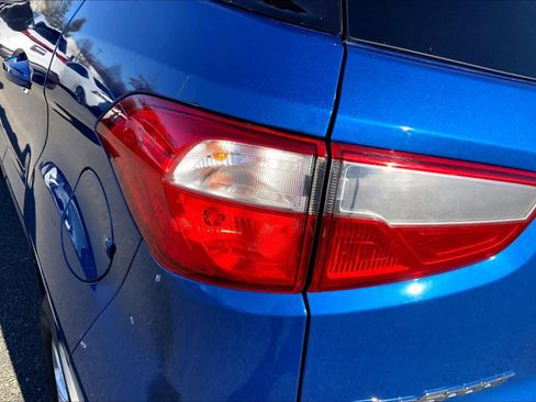 Used 2019 Ford EcoSport SE image 28