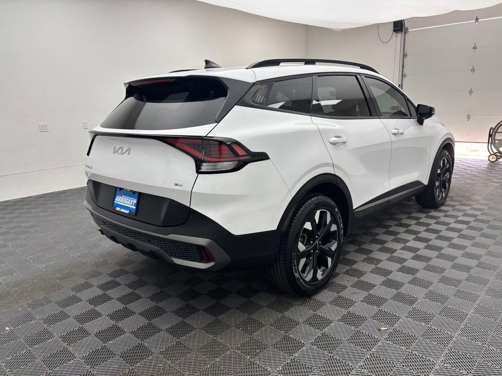 Used 2023 Kia Sportage X-Line AWD/4WD image 8