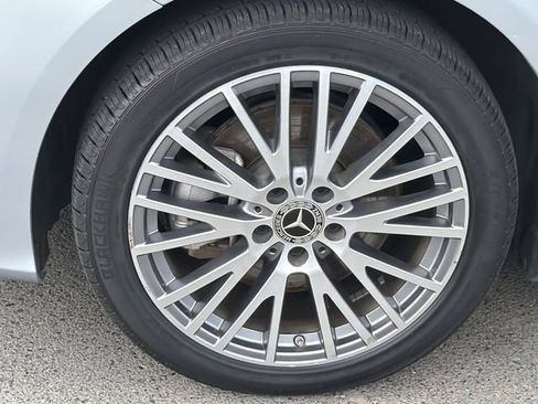 Used 2025 Mercedes-Benz CLA 250 image 17