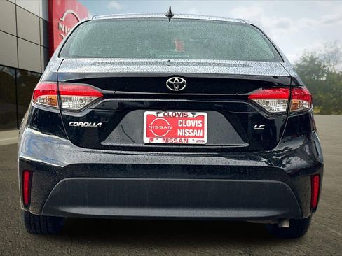 Used 2023 Toyota Corolla LE image 8
