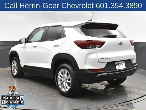 Used 2025 Chevrolet TrailBlazer LS w/ LS Convenience Package FWD image 5