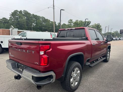 Used 2020 Chevrolet Silverado 2500 LTZ w/ LTZ Plus Package RWD image 9