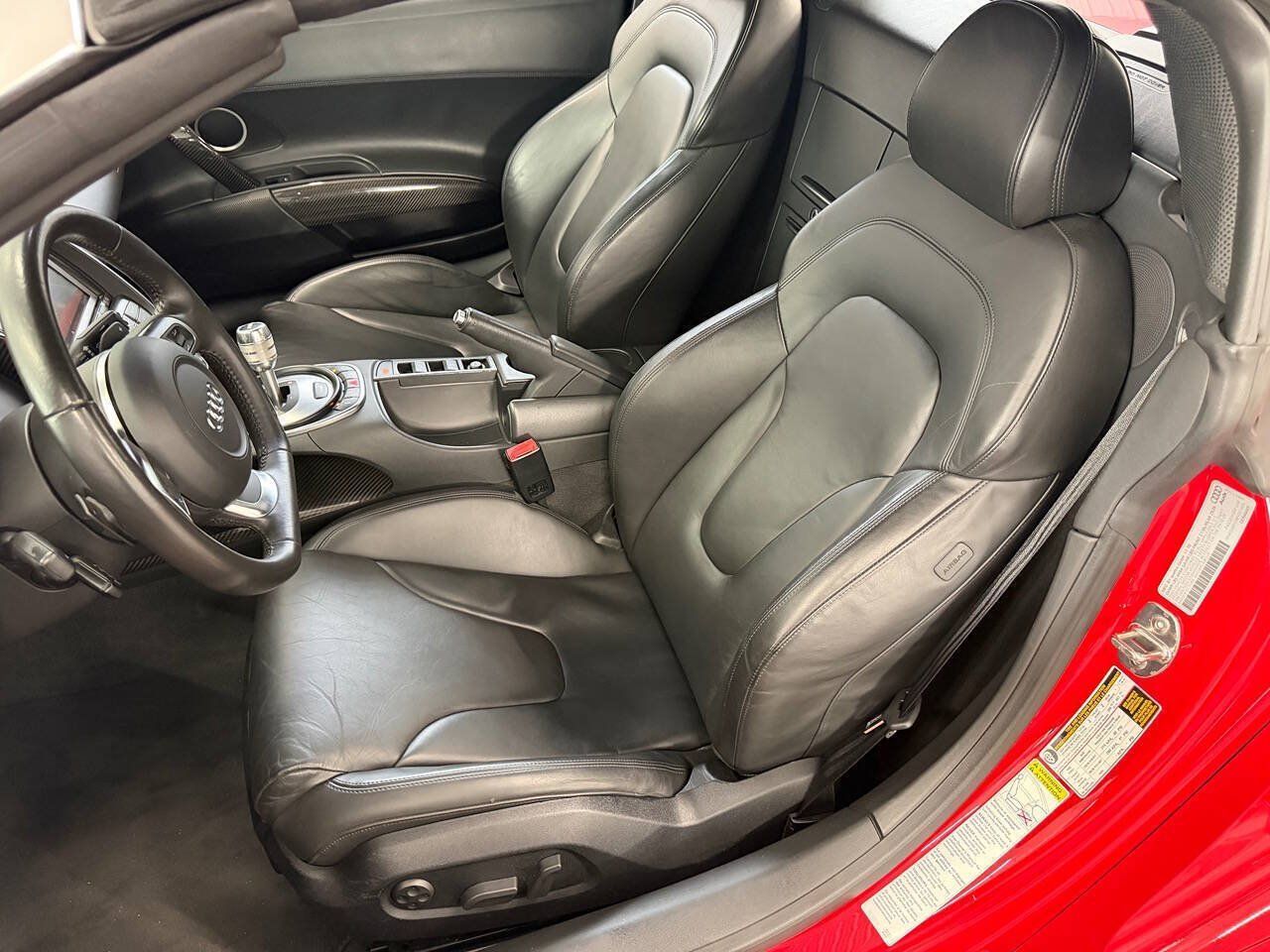 Used 2011 Audi R8 V8 AWD/4WD image 15