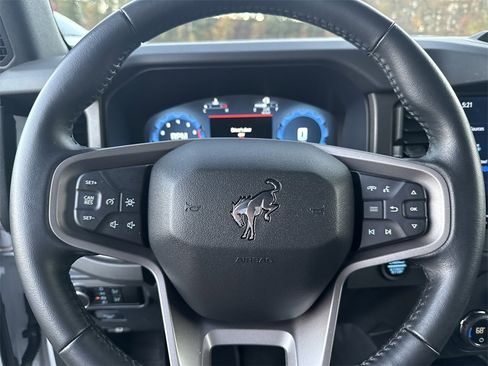 Used 2025 Ford Bronco Big Bend image 24