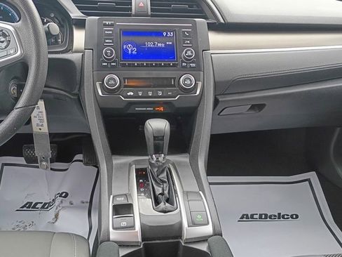 Used 2020 Honda Civic LX image 11