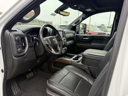 Used 2023 Chevrolet Silverado 3500 High Country w/ Z71 Off-Road Package image 14
