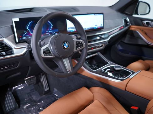 Used 2026 BMW X5 xDrive40i w/ M Sport Package AWD/4WD image 6
