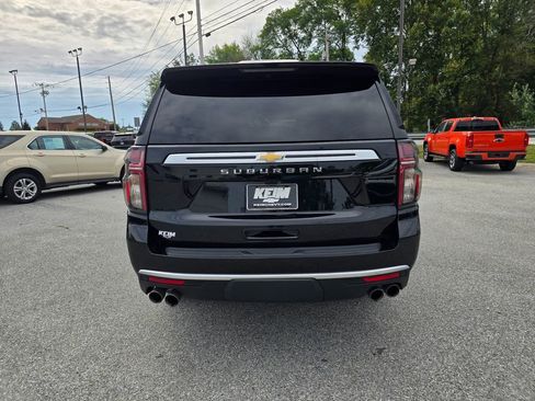 Used 2021 Chevrolet Suburban High Country image 8