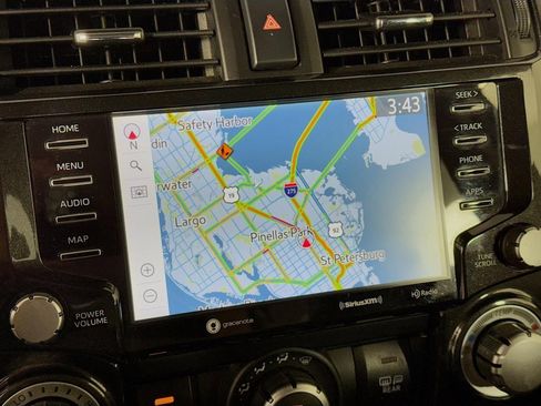 Used 2020 Toyota 4Runner 4WD image 16