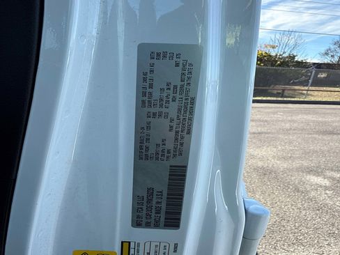 Certified 2024 Jeep Wrangler Sport S image 8