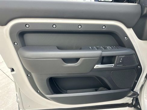 New 2026 Land Rover Defender 130 S AWD/4WD image 9