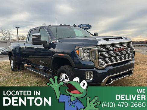 Used 2020 GMC Sierra 3500 Denali w/ Denali Ultimate Package image 3