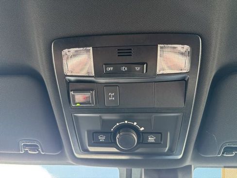 Certified 2021 Toyota Tacoma TRD Off-Road AWD/4WD image 24