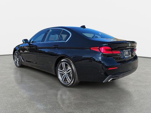 Certified 2023 BMW 530i w/ Premium Package image 7