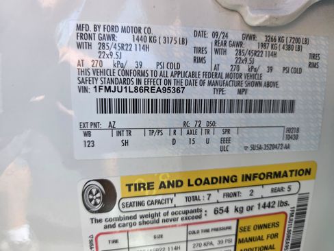 Certified 2024 Ford Expedition Platinum RWD image 29