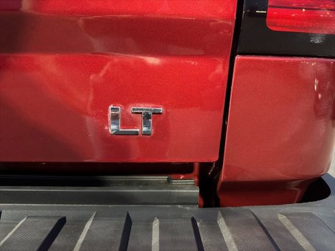 Used 2018 Chevrolet Silverado 1500 LT w/ Texas Edition image 45