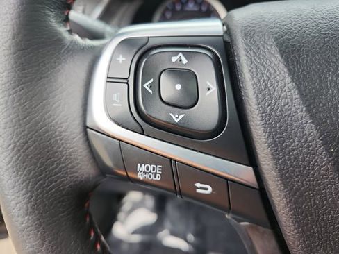 Used 2016 Toyota Camry XSE w/ Advanced Technology Package image 23