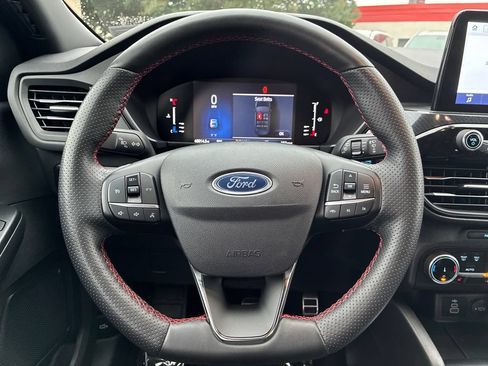 Used 2024 Ford Escape ST-Line AWD/4WD image 15