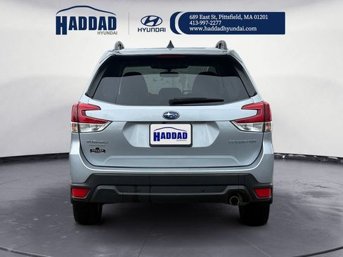 Used 2024 Subaru Forester Limited AWD/4WD image 4