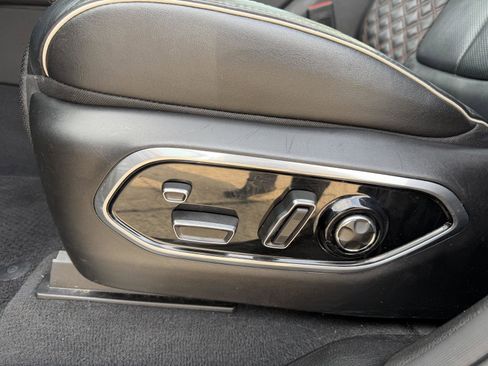 Used 2024 Jeep Grand Cherokee L Summit image 10