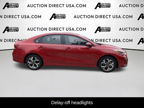 Used 2021 Kia Forte LXS image 3