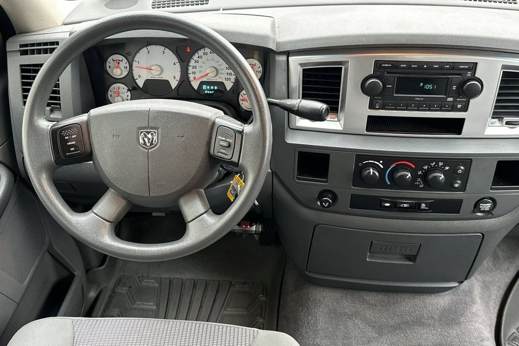 Used 2009 Dodge Ram 2500 Truck SLT w/ Trailer Tow Group RWD image 13