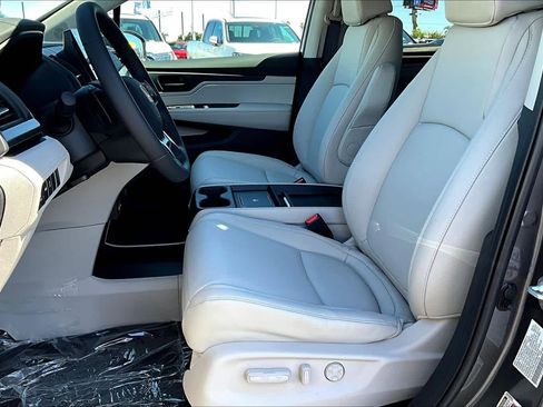 New 2026 Honda Odyssey EX-L image 9