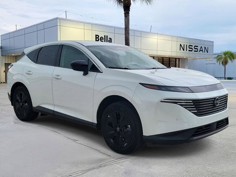 Certified 2025 Nissan Murano SV AWD/4WD image 9