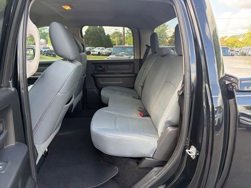 Used 2013 RAM 1500 Express RWD image 16