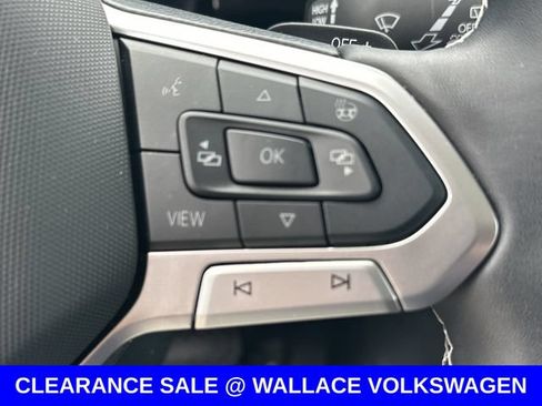 Certified 2025 Volkswagen Atlas SEL AWD/4WD image 22