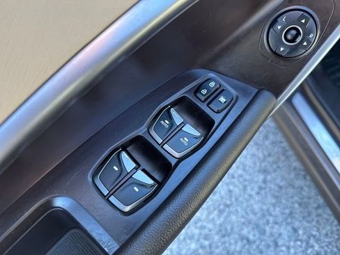 Used 2017 Hyundai Santa Fe Sport image 11