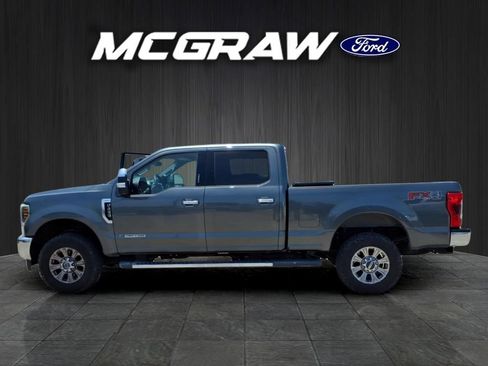 Used 2019 Ford F250 XLT w/ XLT Premium Package AWD/4WD image 2