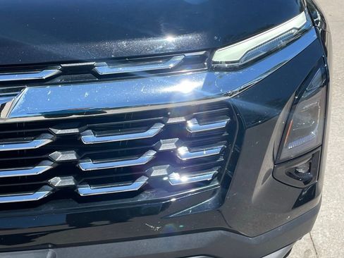 Used 2025 Chevrolet Equinox LT w/ Safety and Technology Package image 7